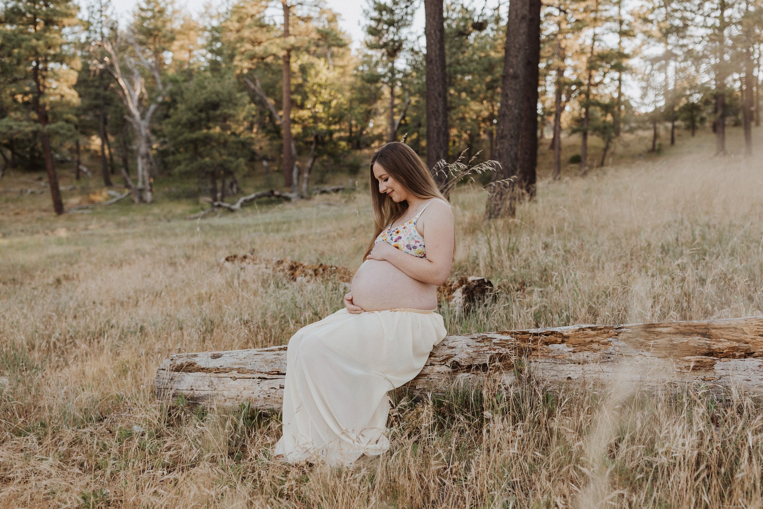 Mountain Top Maternity Session | Lexy + Raul